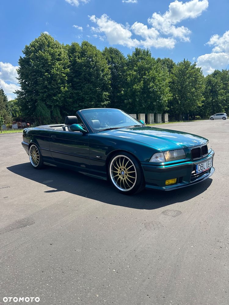 BMW Seria 3 318i - 10