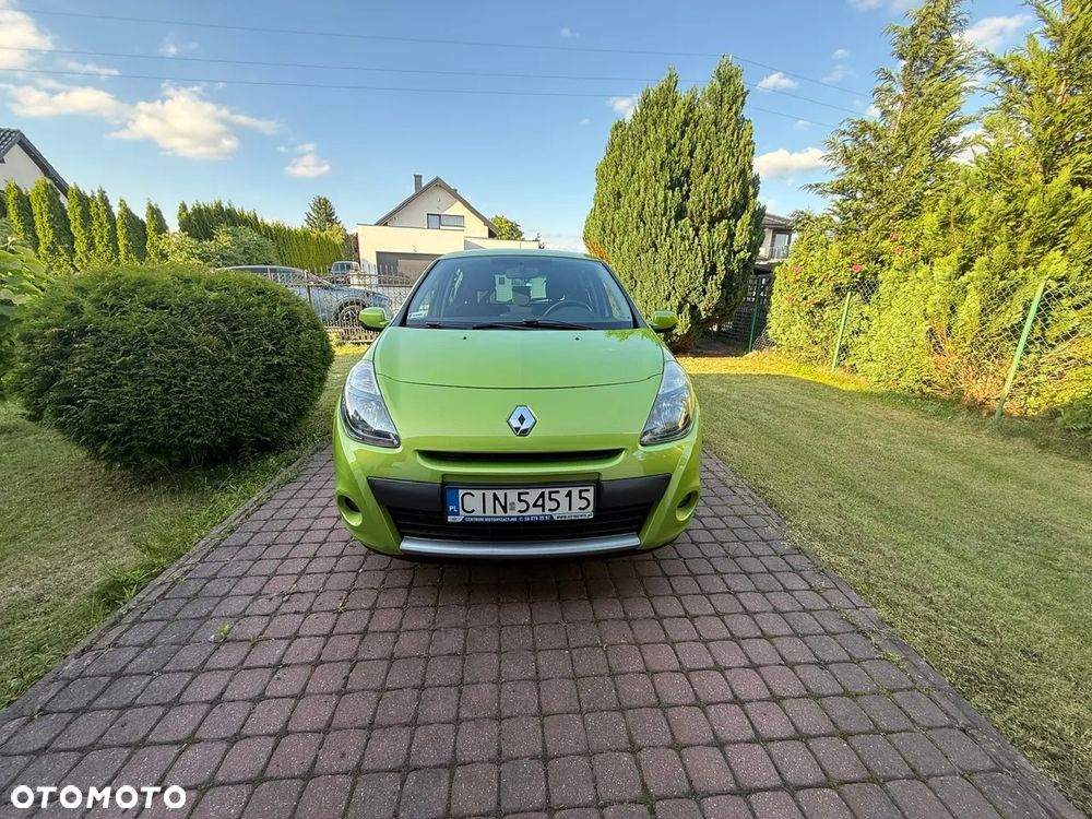 Renault Clio - 8