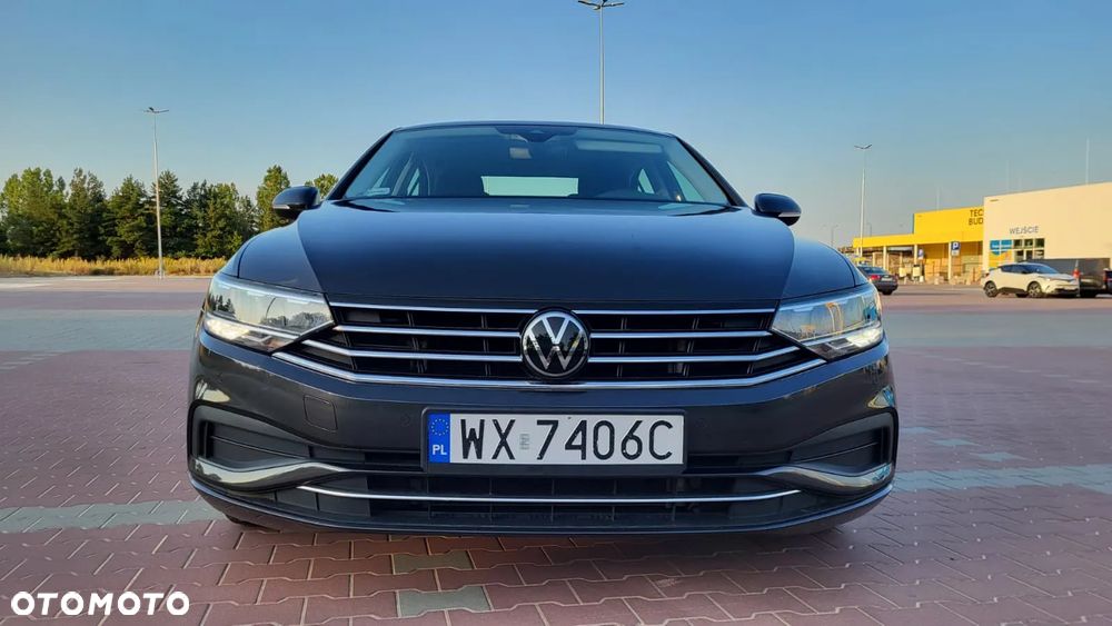 Volkswagen Passat 2.0 TSI Business DSG - 8