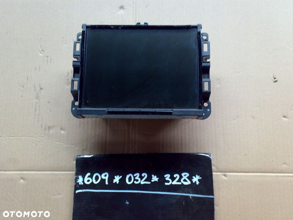 jeep grand cherokee wk2 2014 - wyświetlacz radio panel harman navi monitor - 2