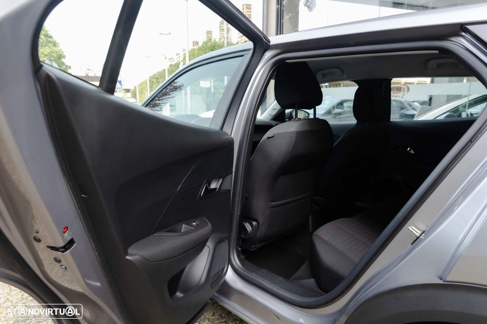 Peugeot 2008 1.2 PureTech Active - 17