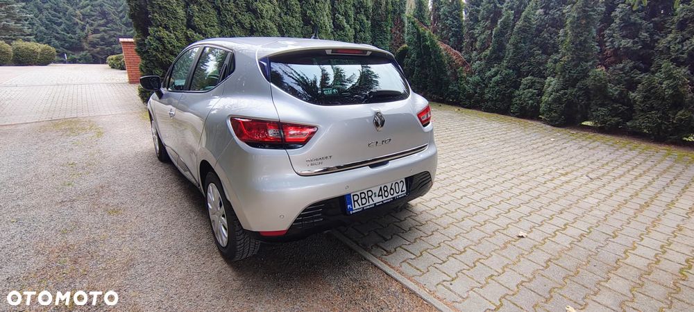 Renault Clio (Energy) dCi 90 Start & Stop INTENS - 6