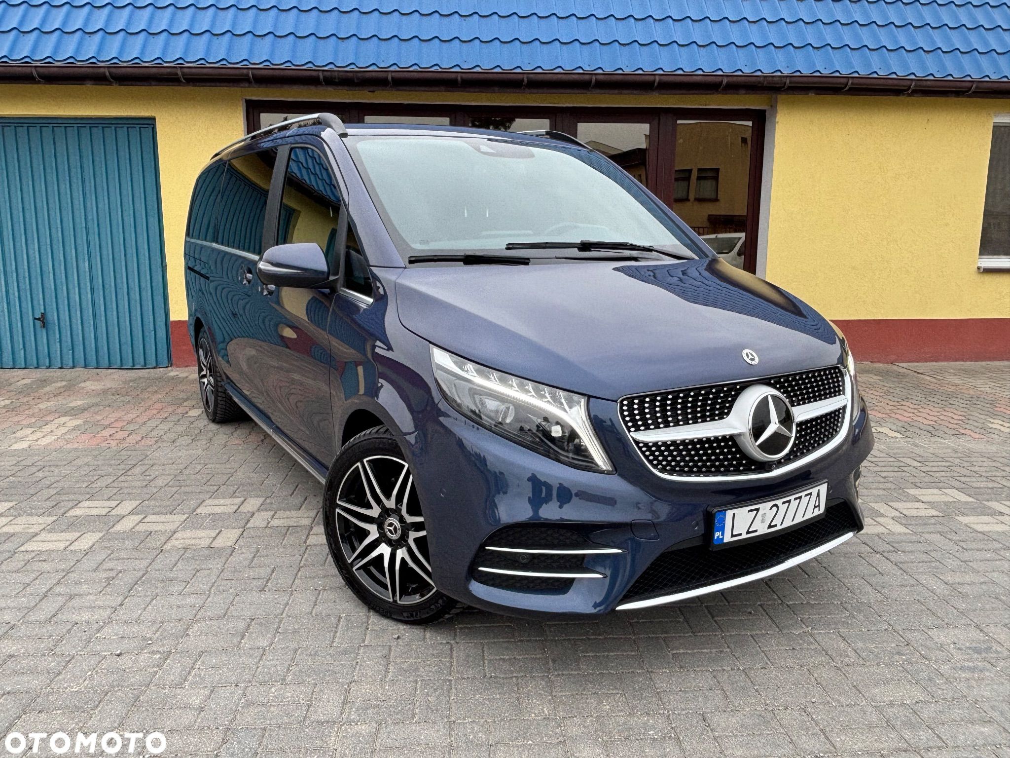 Mercedes-Benz Klasa V 300 d 4-Matic Exclusive 9G-Tronic (d³ugi) - 1