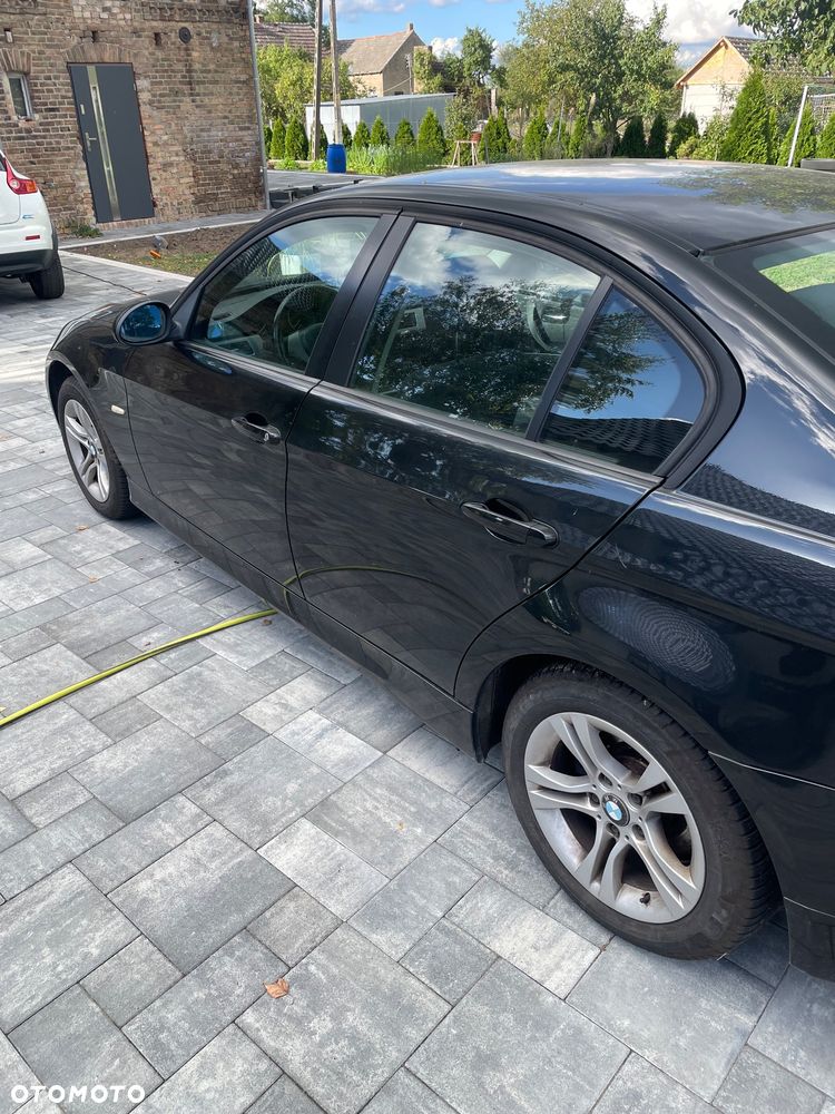 BMW Seria 3 320i - 8