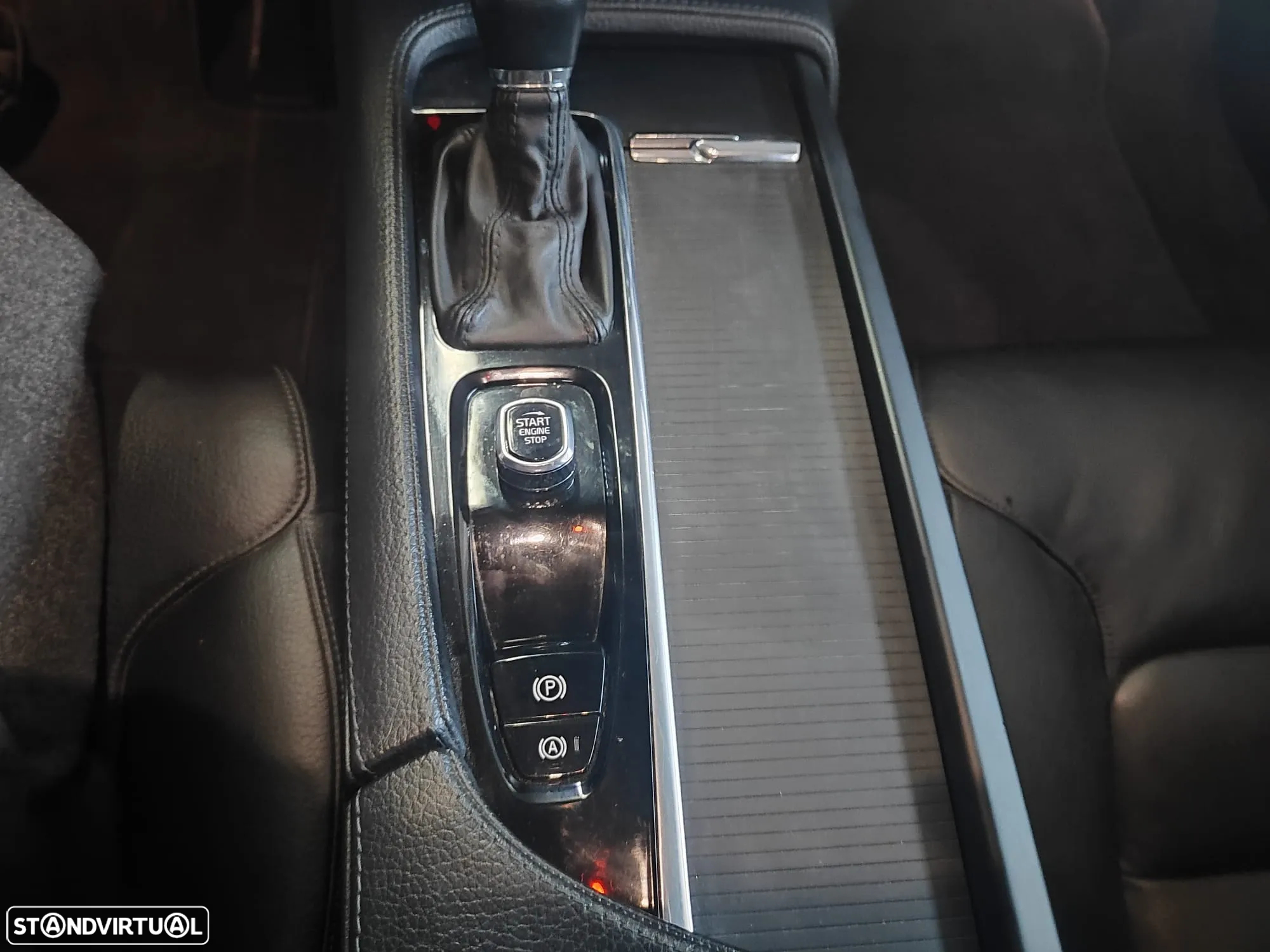 Volvo V90 2.0 D4 Momentum Plus Geartronic - 37