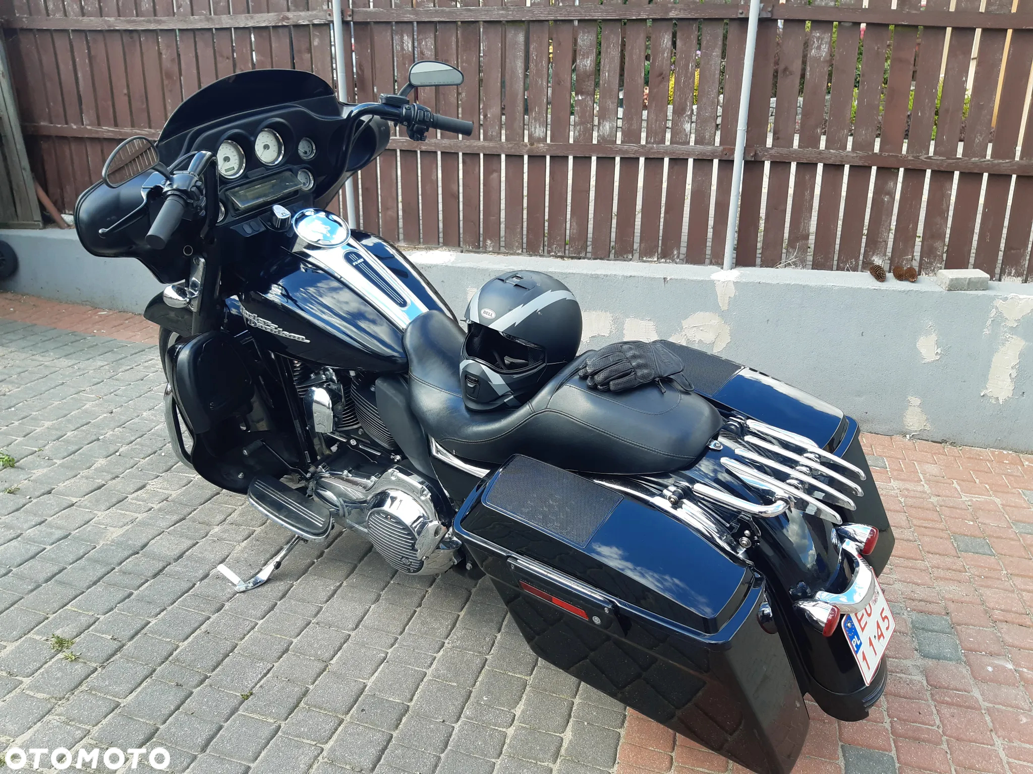 Harley-Davidson Touring Street Glide - 4