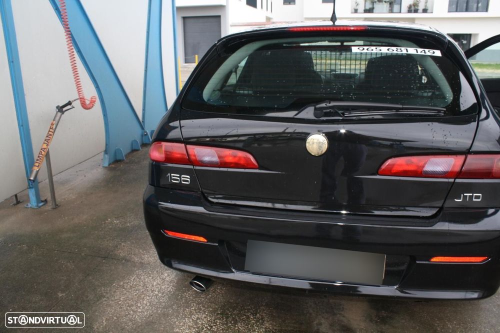 Alfa Romeo 156 1.9 JTD - 22
