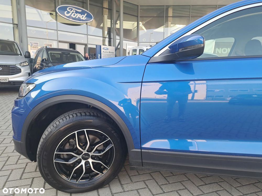 Volkswagen T-Roc - 16