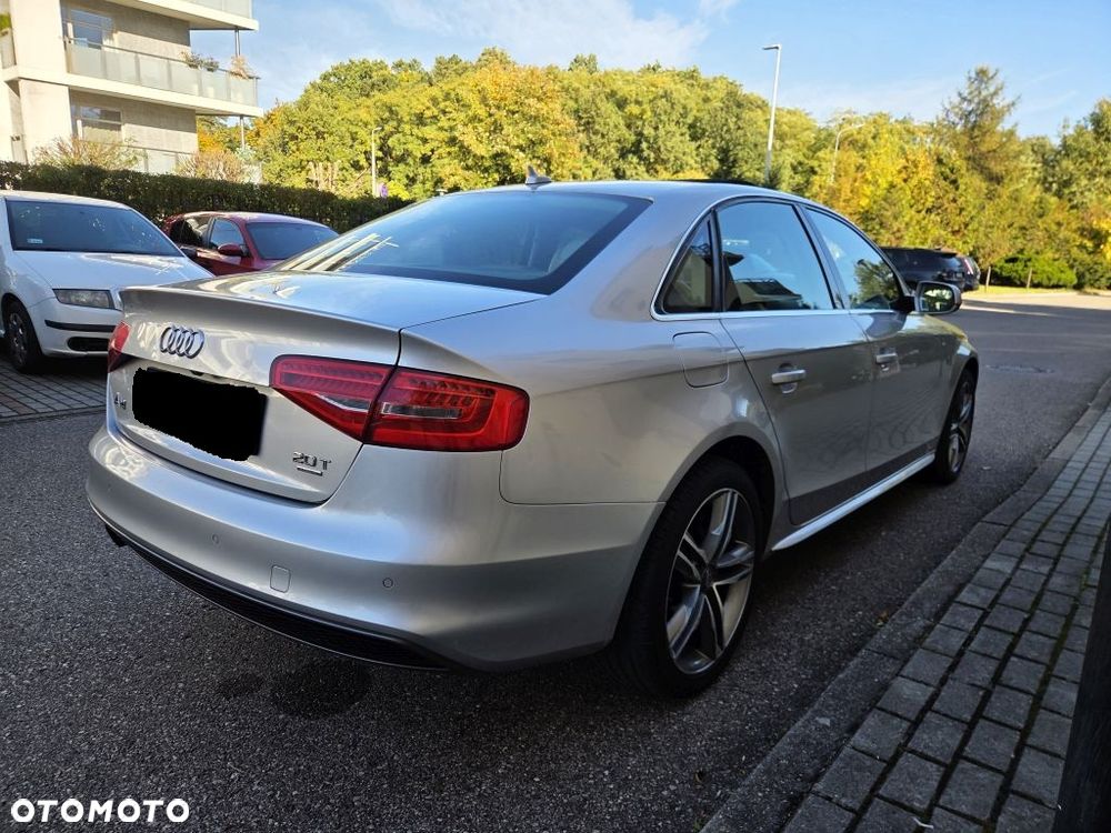 Audi A4 Limousine 2.0 TFSI Quattro S tronic - 12