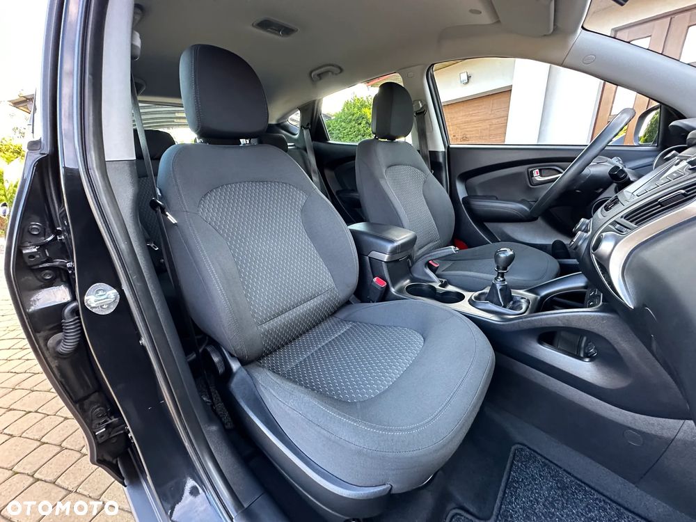 Hyundai ix35 - 25
