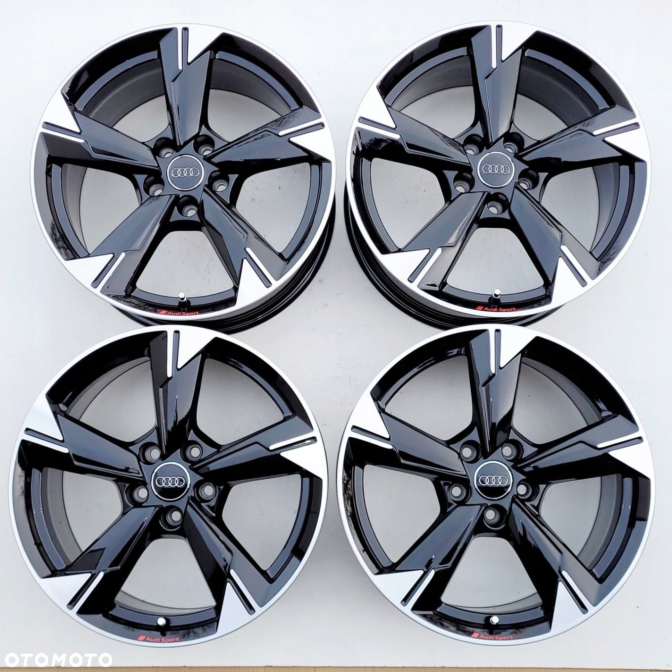 NOWE FELGI 18 AUDI SPORT A3 A4 A6 Q2 Q3 Q5 S-LINE OE 4K0601025D ORYGINALNE - 4