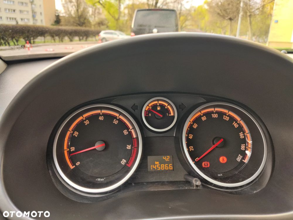 Opel Corsa 1.2 16V Enjoy - 8