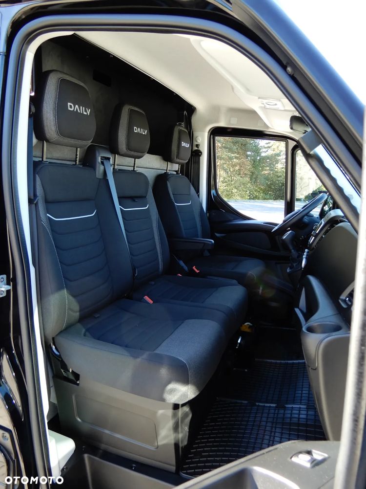 Iveco Daily 35S21 POWER Hi-Matic FLAGOWY LIMITED EDITION Z Zabudową Lekką Całą Aluminiową Renomowanej Firmy POLMAR Pomoc Drogowa , Auto Laweta Zawieszenie Adaptacyjne Pneumatyczne FULL OPCJA WYPOSAŻENIA STAN NOWY - 29