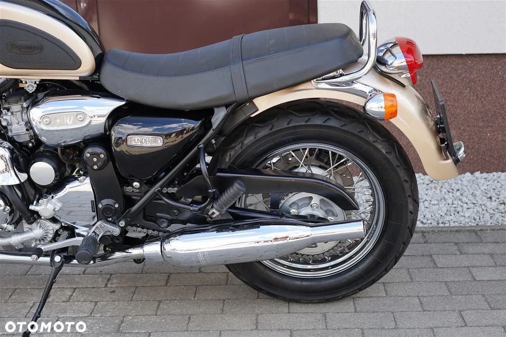 Triumph Thunderbird - 22