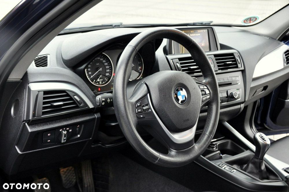 BMW Seria 1 - 23
