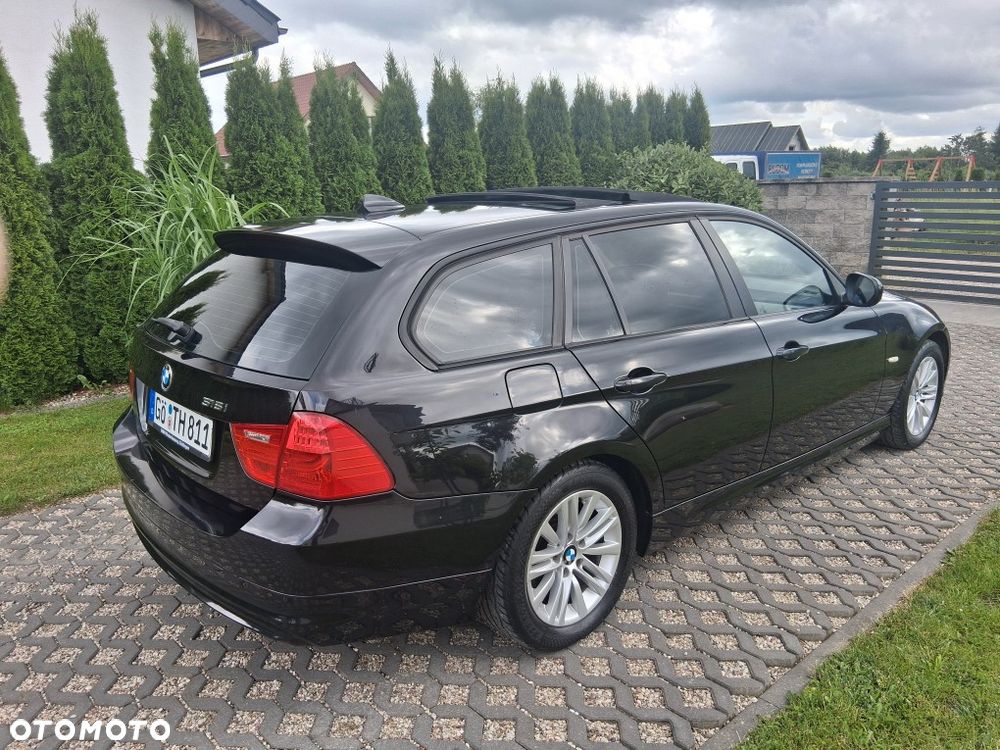BMW Seria 3 318i Edition Lifestyle - 3