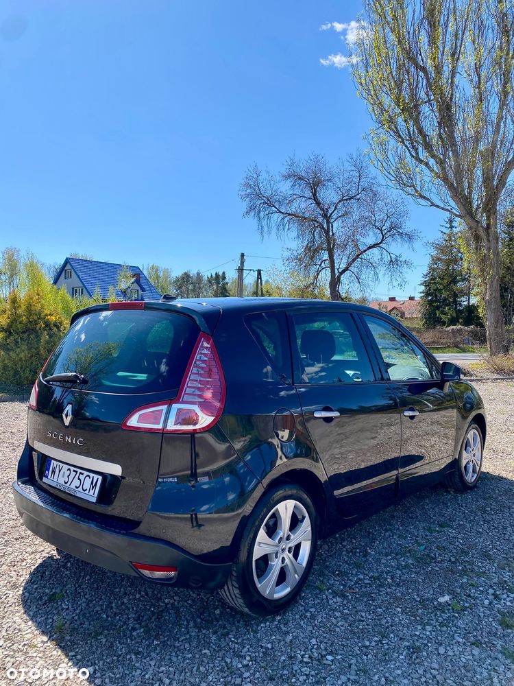 Renault Scenic 2.0 16V Bose Edition CVT - 6