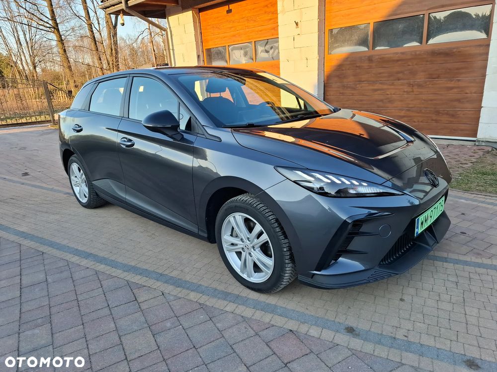 MG 4 Luxury 49 kWh - 1