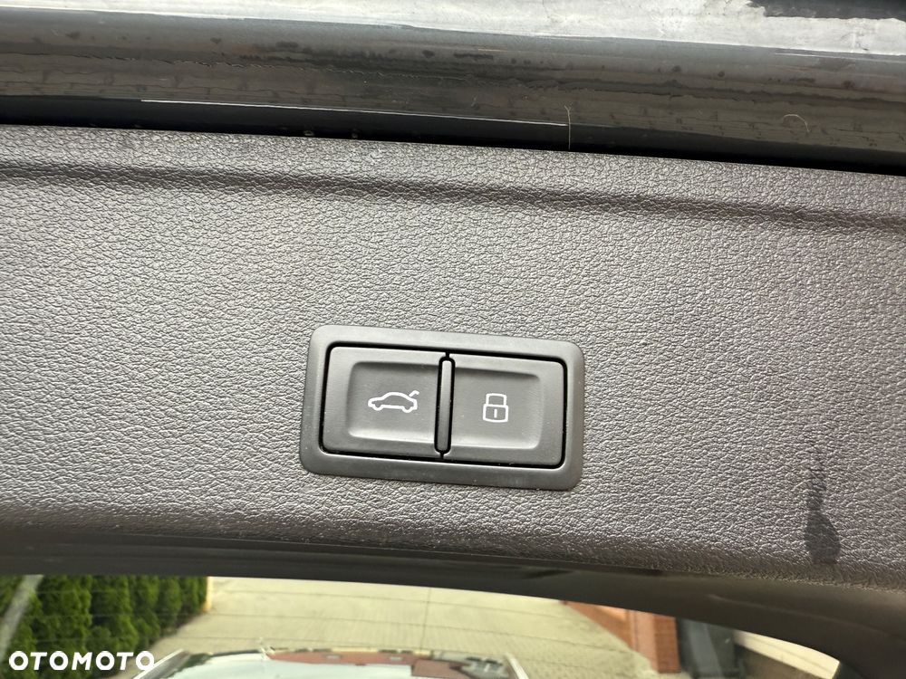 Audi A4 - 24