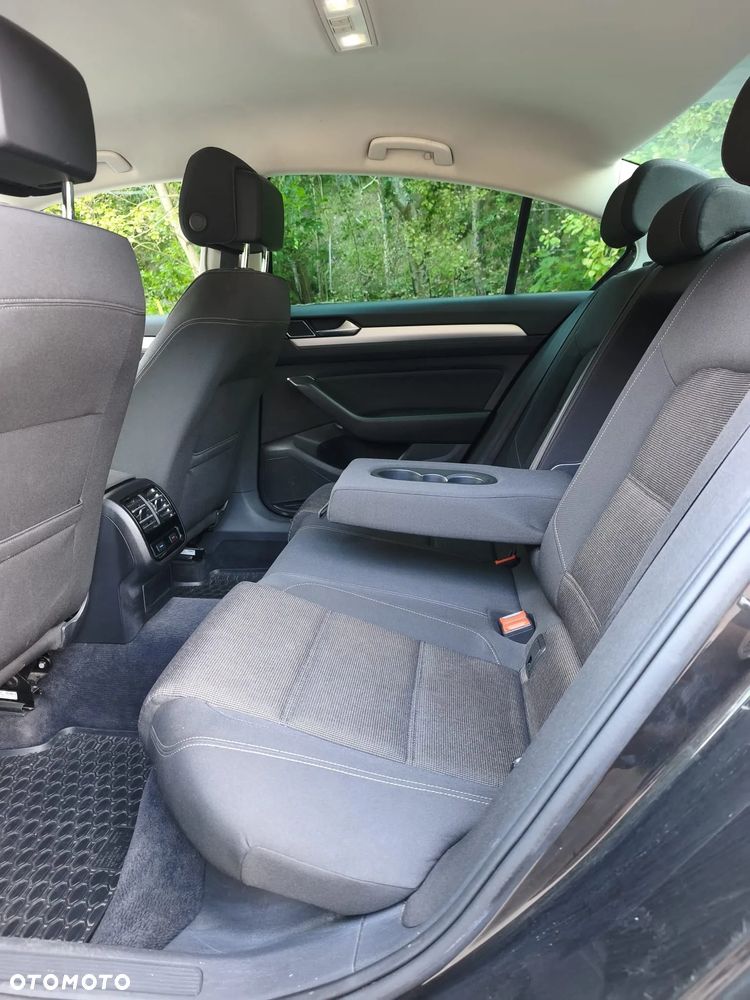 Volkswagen Passat 2.0 TDI BMT SCR Comfortline DSG7 - 34