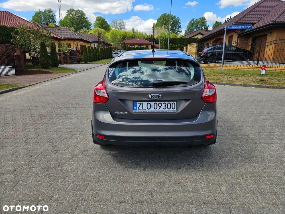 Ford Focus 1.6 Trend - 6