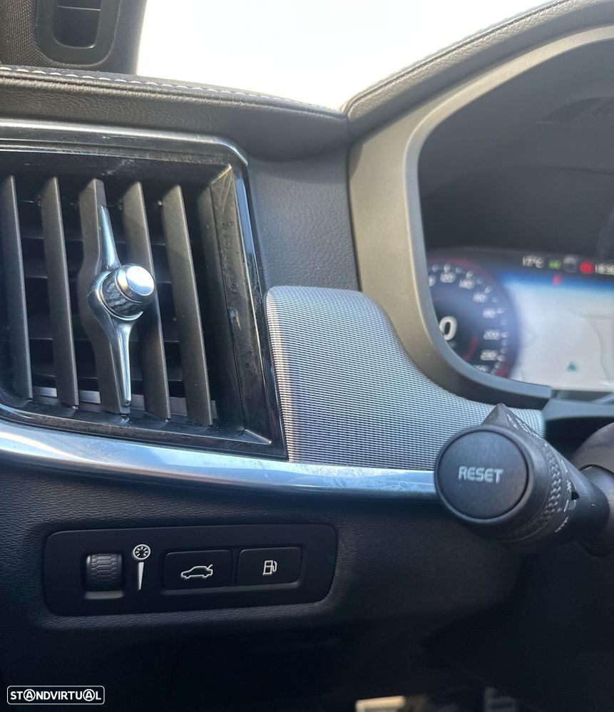 Volvo V90 2.0 T8 PHEV R-Design Expression AWD - 21