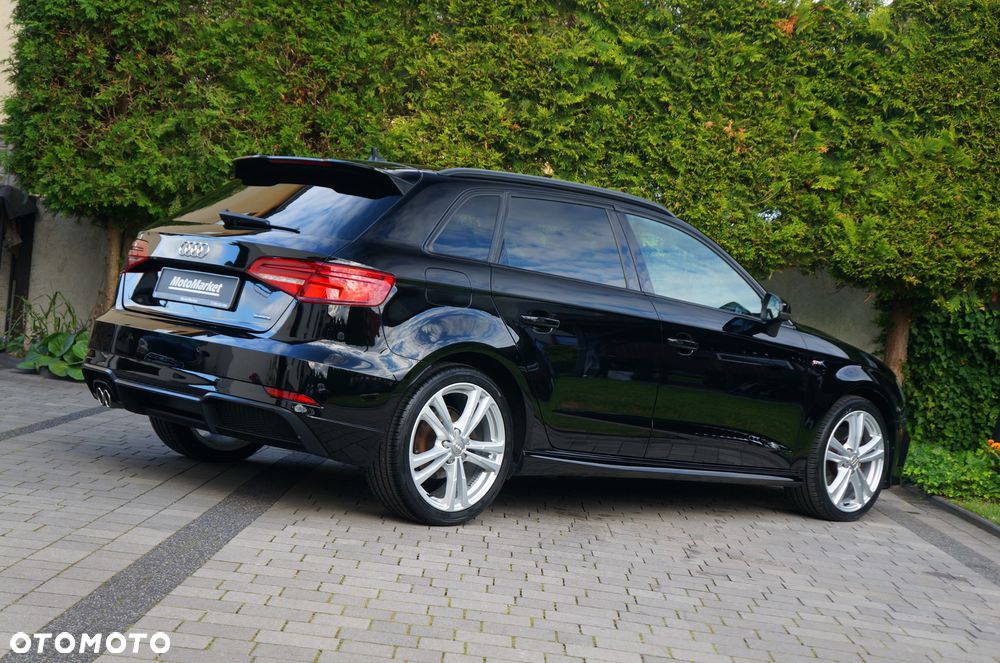Audi A3 Sportback 2.0 TDI (clean diesel) quattro S tronic S line Sportpaket - 17