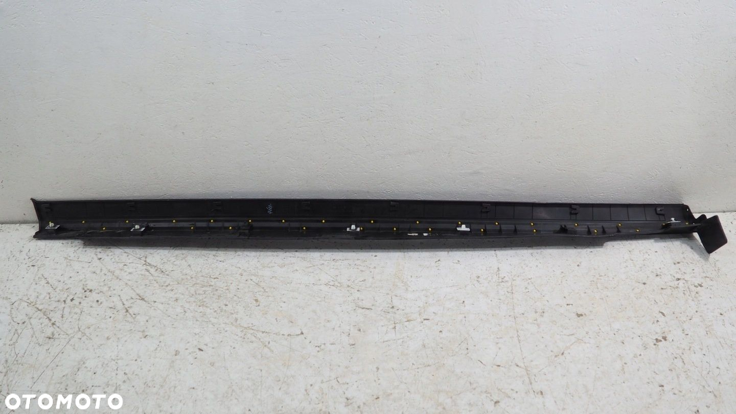 Hyundai Santa Fe IV listwa progowa prawa 87752-S1000 - 3