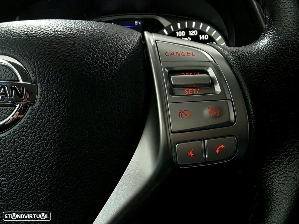 Nissan Navara 2.3 DCI 4WD N-CONNECTA NACIONAL 5 LUGARES - 10