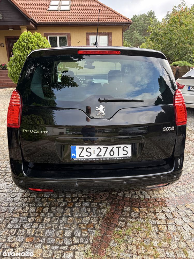 Peugeot 5008 - 4