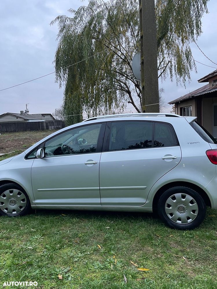 Volkswagen Golf Plus - 8