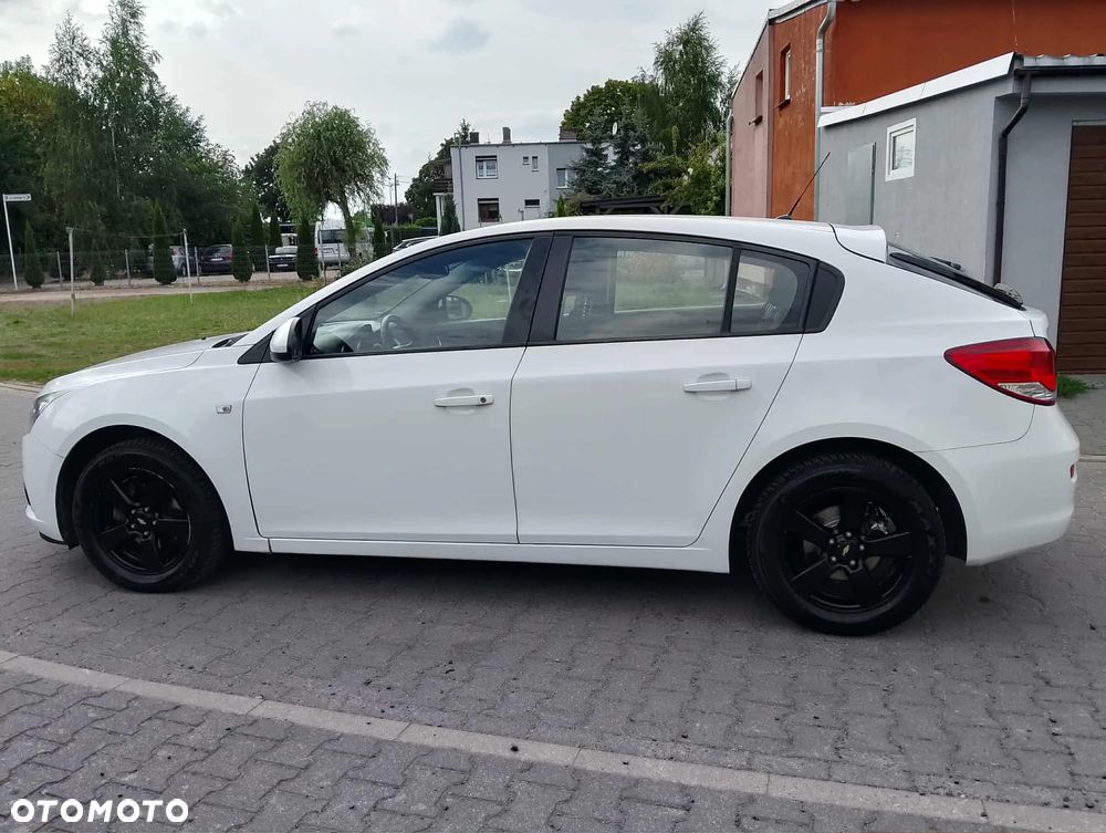 Chevrolet Cruze 1.6 LS - 5