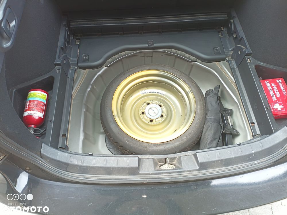 Mitsubishi Lancer 1.6 Invite - 18