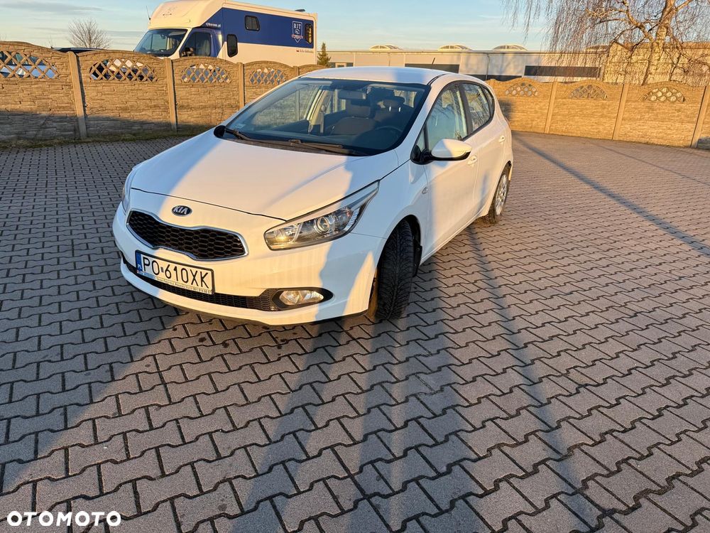 Kia Ceed 1.4 CRDi XL - 1