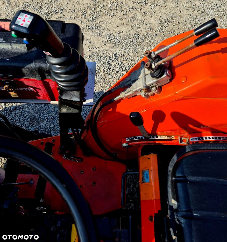 Kubota L3000DT - 14