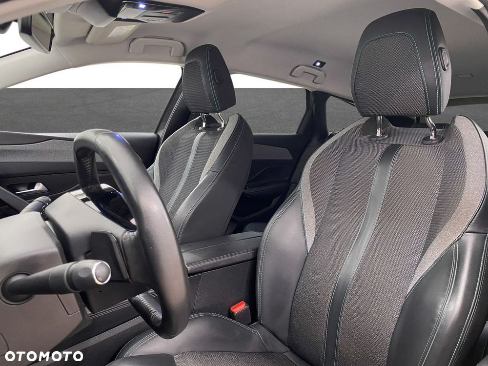 Peugeot 308 - 11