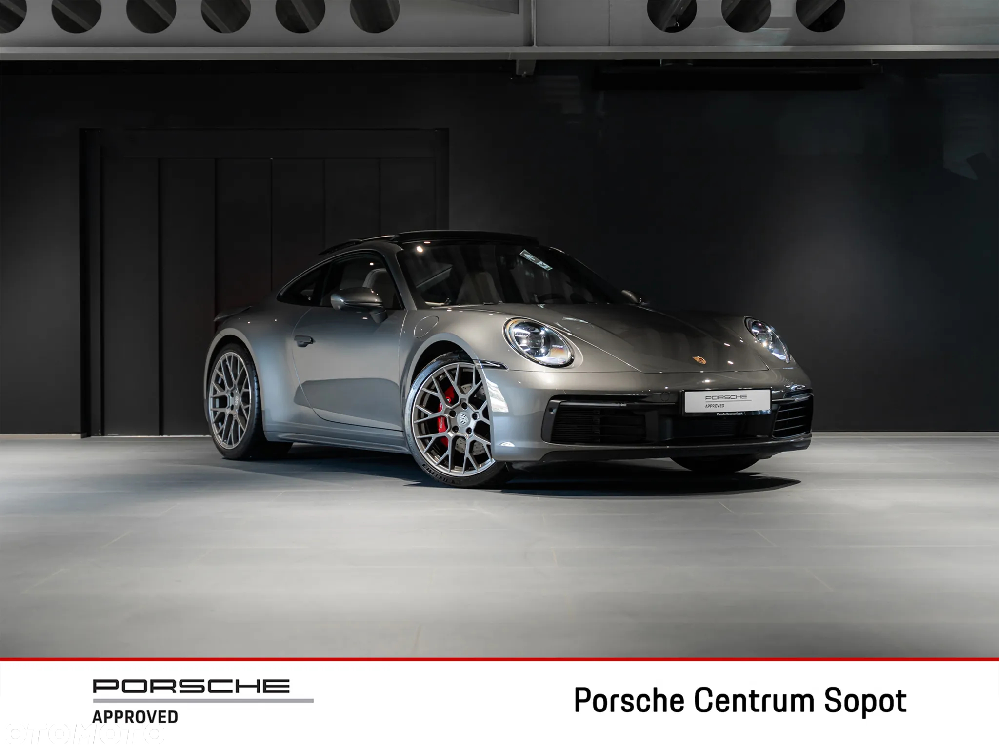 Porsche 911 Carrera 4S - 6