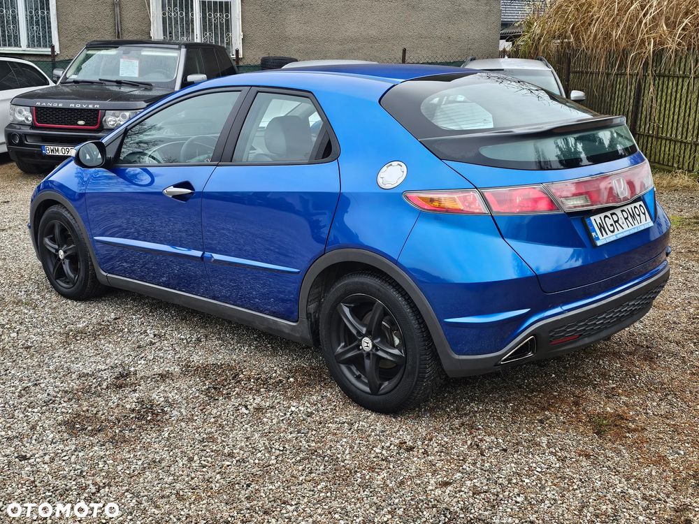 Honda Civic 1.8i-VTEC Sport - 2