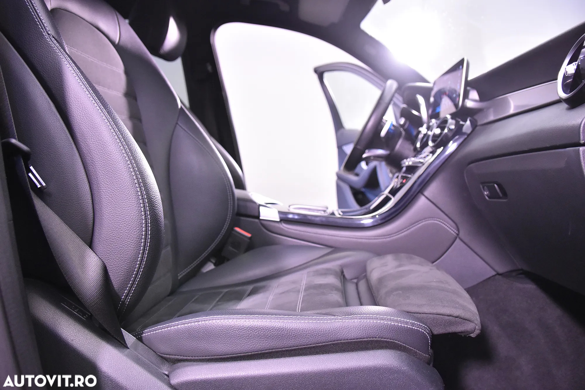 Mercedes-Benz GLC 200 d 4MATIC - 12
