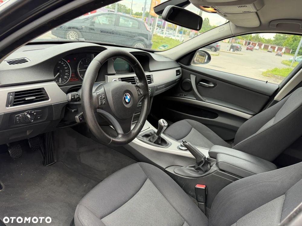 BMW Seria 3 320d - 7