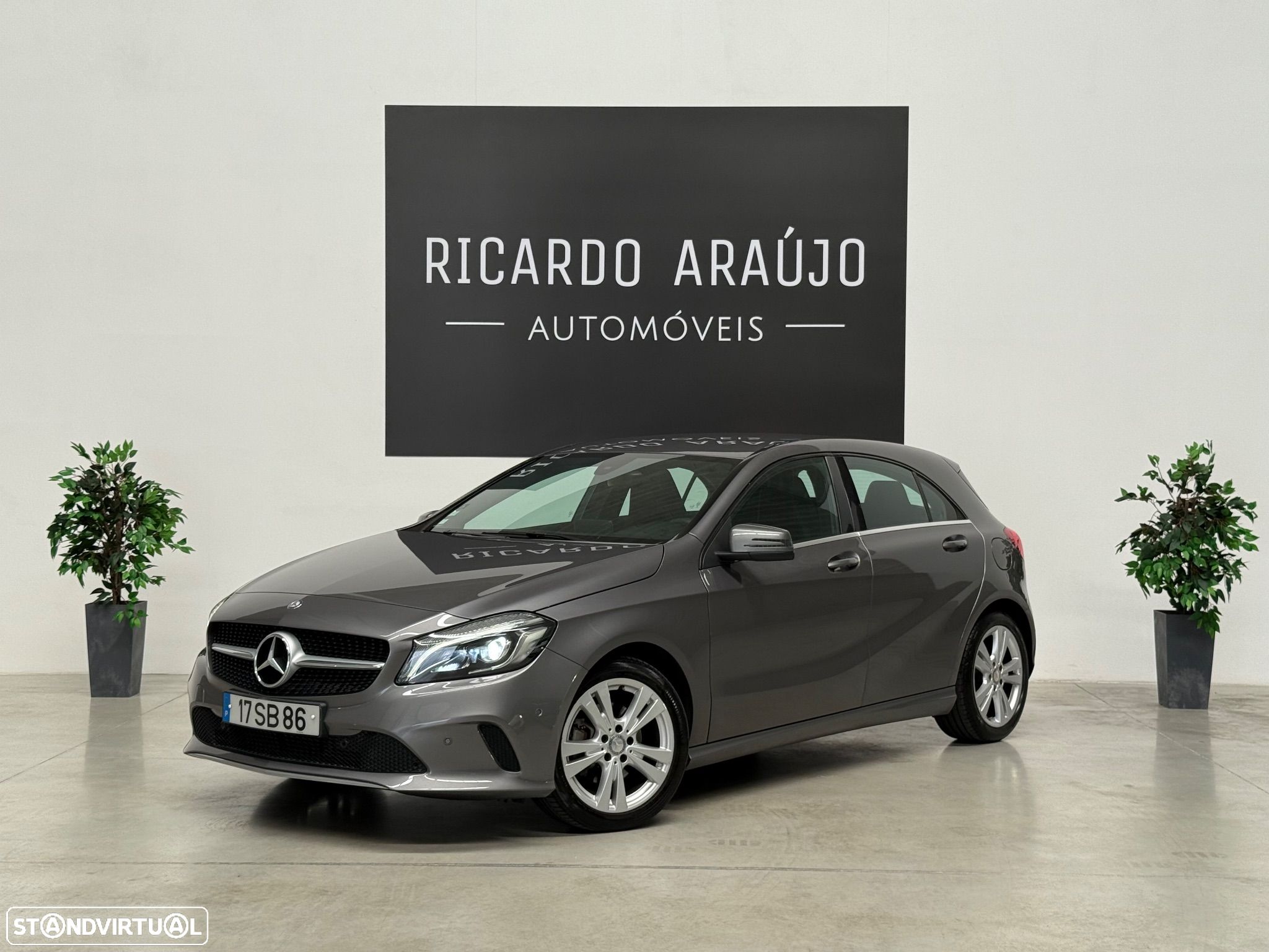 Mercedes-Benz A 180 Dynamic Edition - 1
