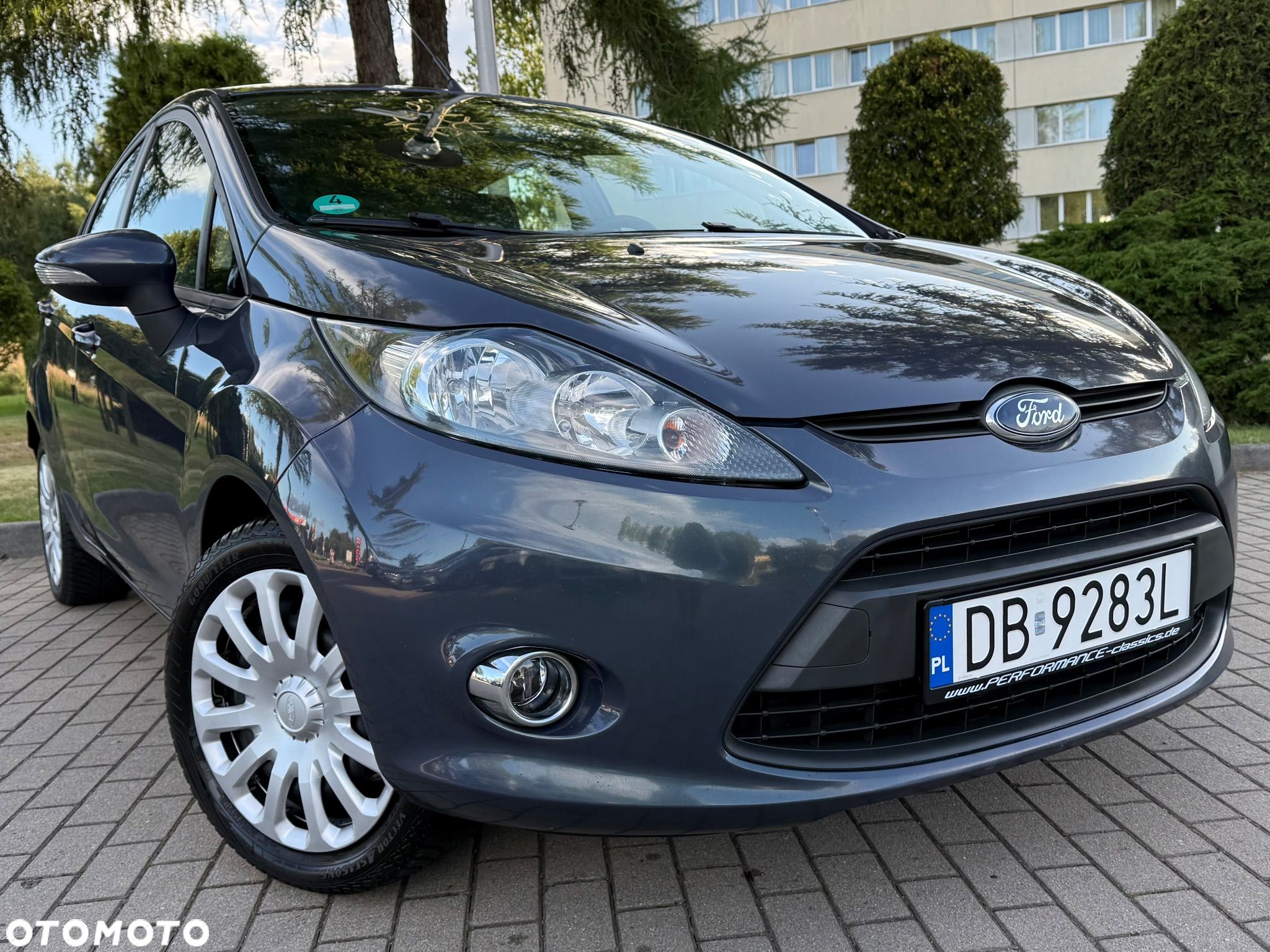 Ford Fiesta 1.25 Champions Edition - 1