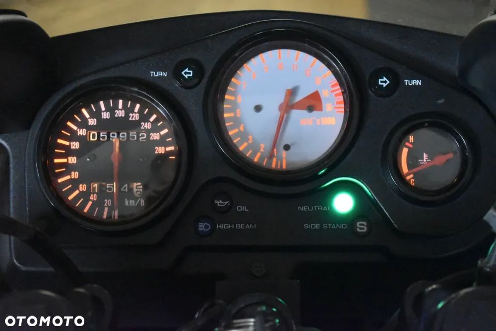 Honda CBR - 40