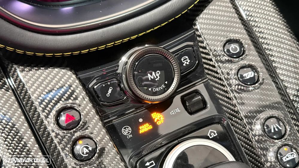Aston Martin DBX 707 - 36
