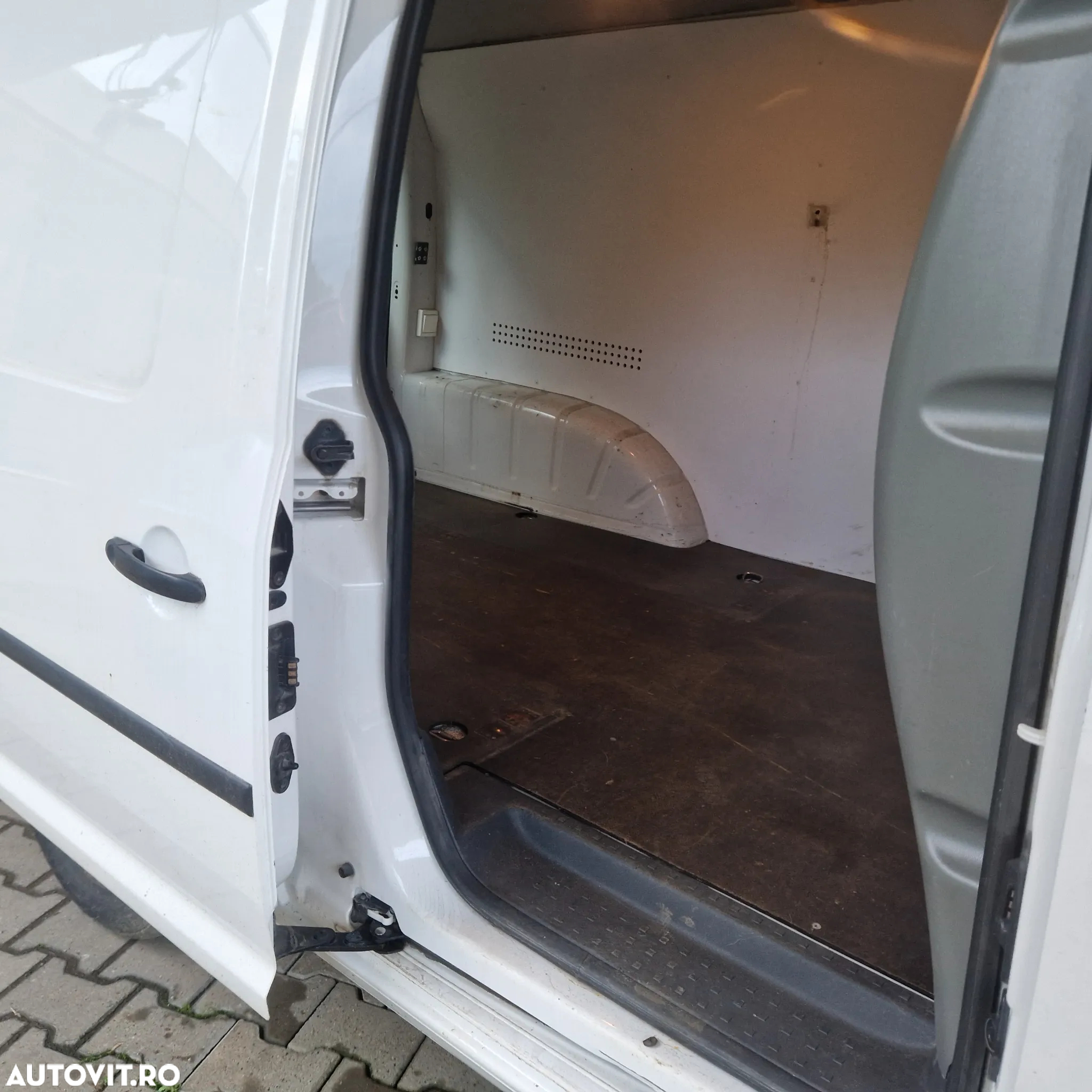 Volkswagen Caddy 1.6 TDI (5-Si.) BMT - 13