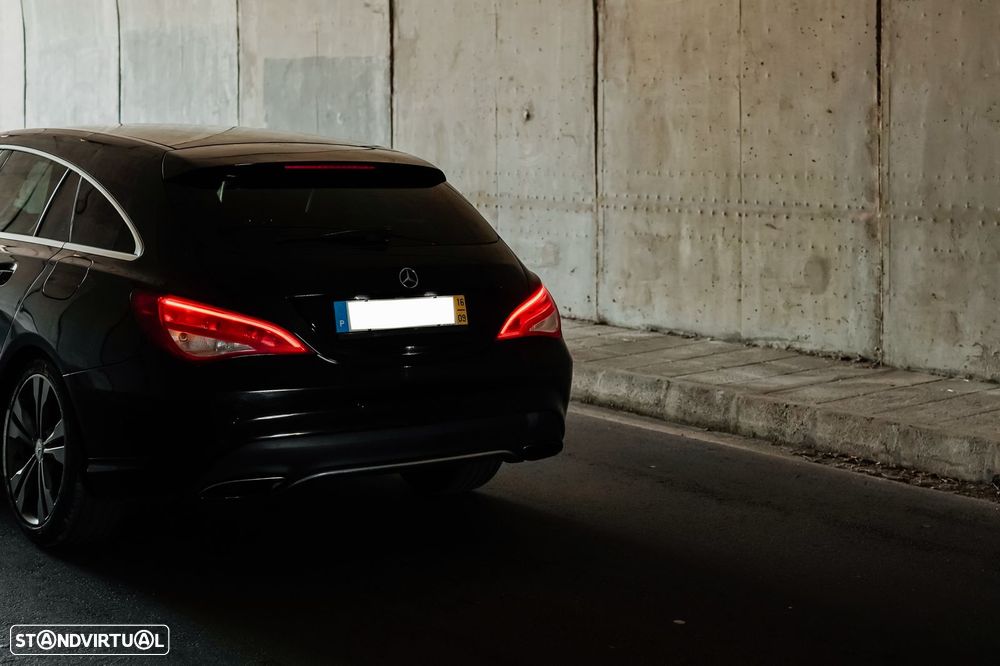 Mercedes-Benz CLA 180 - 4