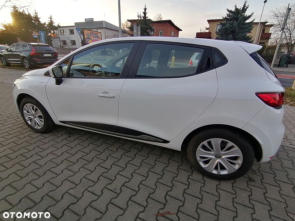 Renault Clio - 13