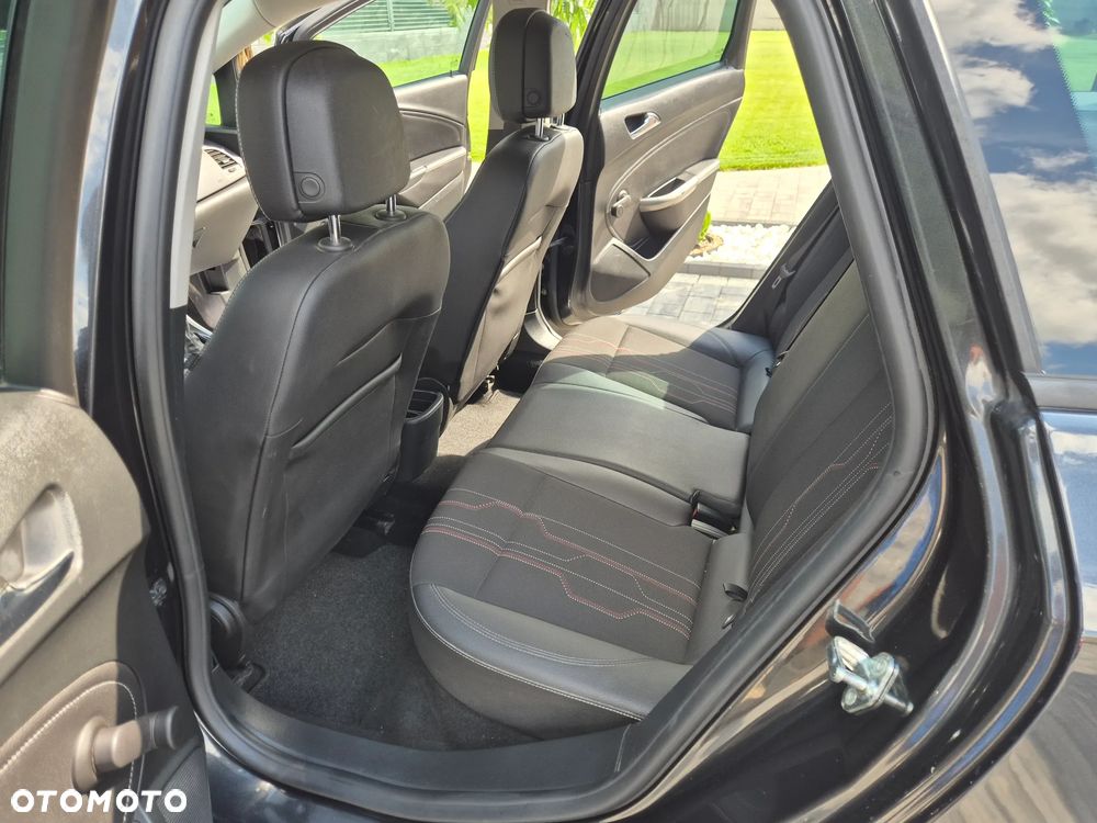 Opel Astra 1.4 Turbo 150 Jahre - 22