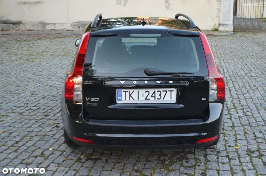 Volvo V50 1.6 - 8