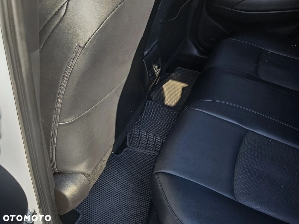 Toyota Corolla Cross 2.0 Hybrid Premiere Edition AWD - 15